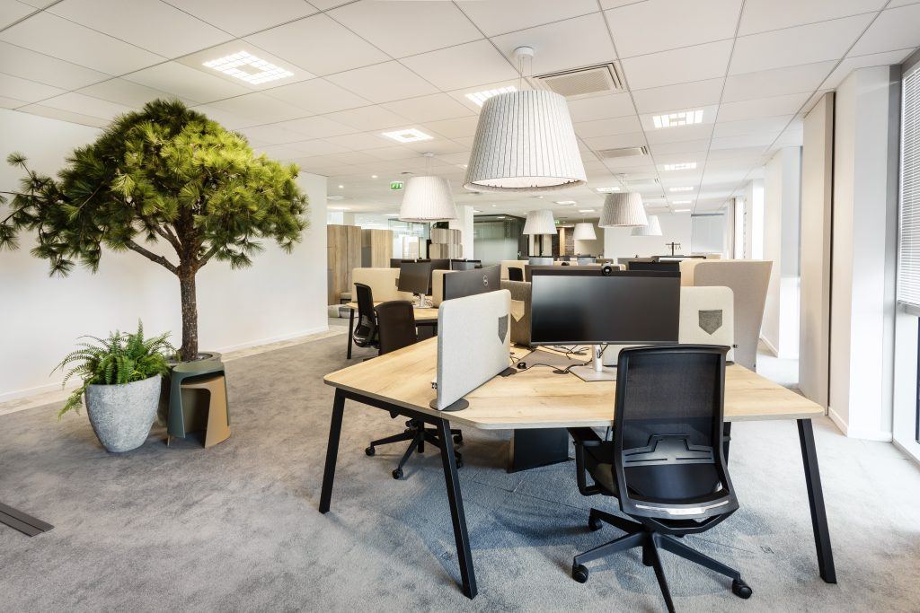 Chantier de rénovation de bureaux mené par Isospace au campus LCL de Villejuif